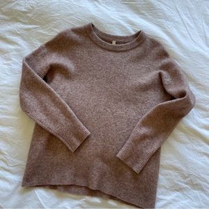 Aritzia sweater